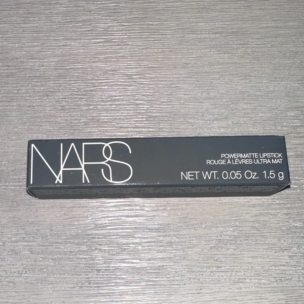 NARS Powermatte Lipstick - Picture 2 of 3